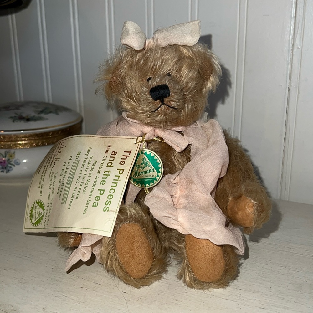 RARE 133/500 Limited Edition Hermann Mohair Teddy Bear Princess & Pea NWT